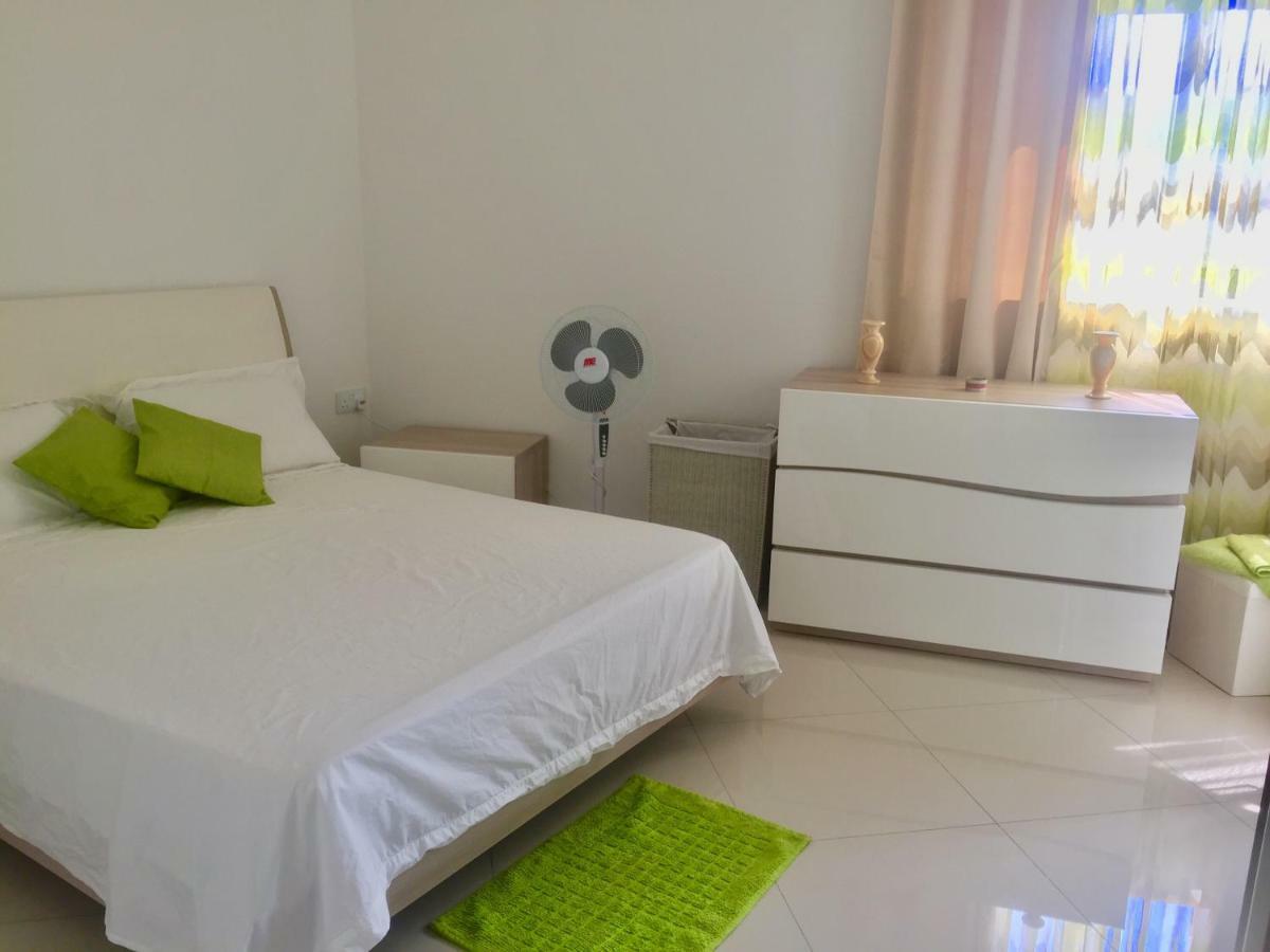 Newly Furnished Appt In Gozo Appartement Victoria Buitenkant foto